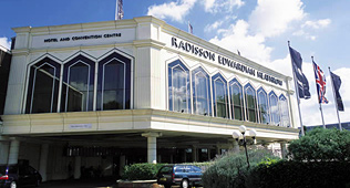 Radisson Blu Edwardian Hotel London Heathrow Airport